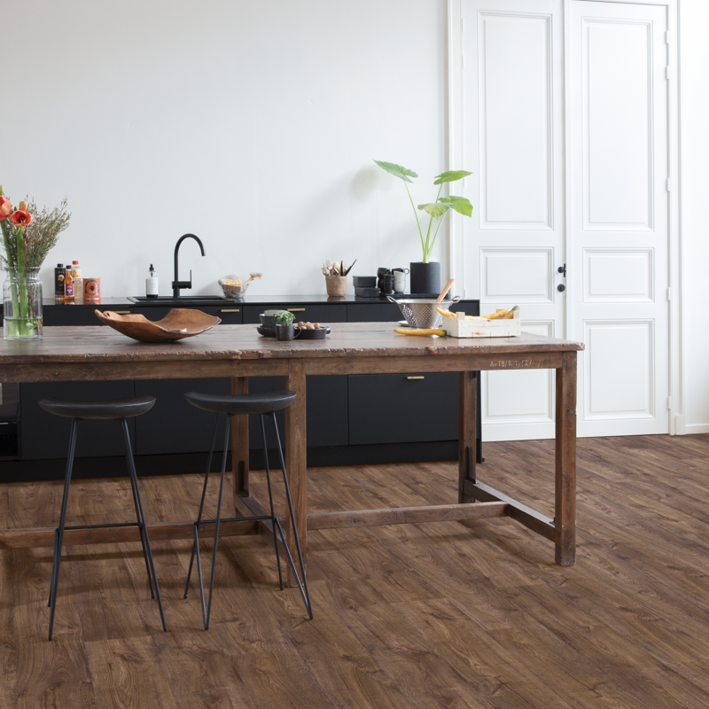 AVMPU40199 Herfst eik chocolade