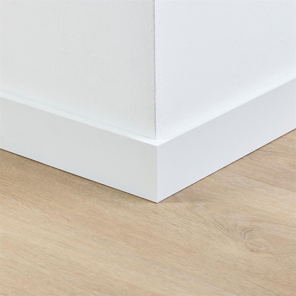 Gegronde plint Amsterdam 70x12 wit