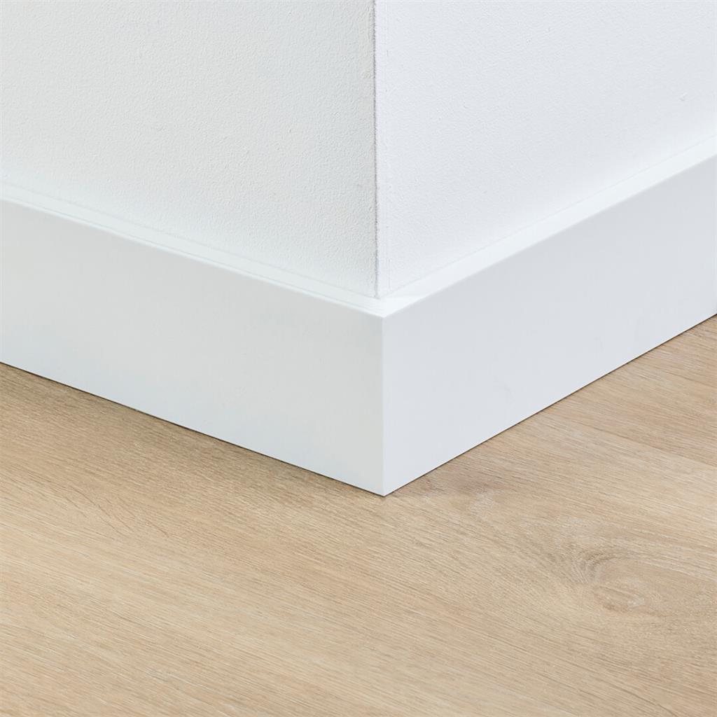 Gegronde plint Amsterdam 90x15 wit
