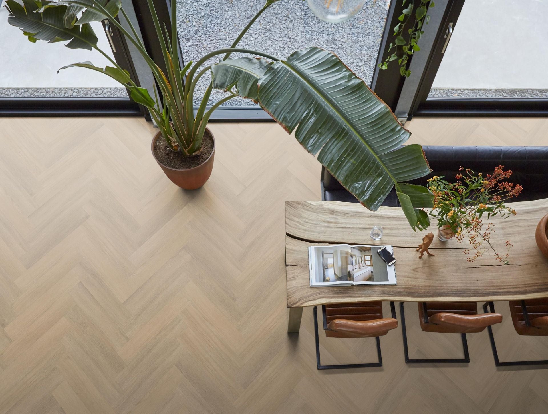 YUP Sutton herringbone click SRC warm beige