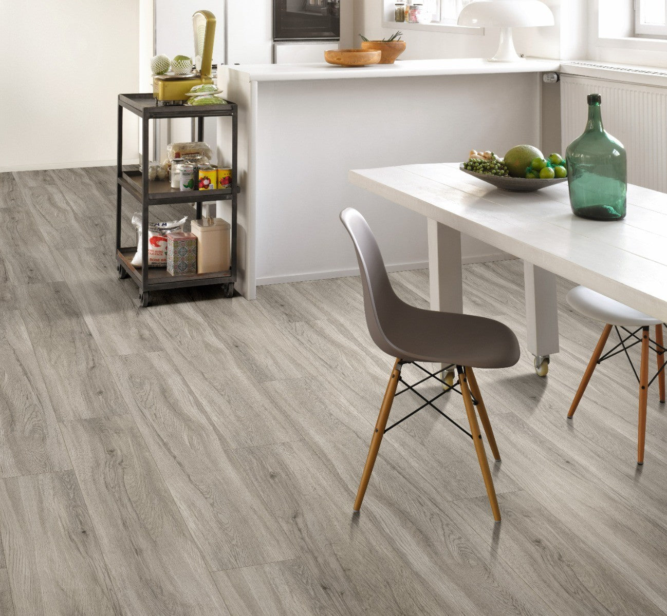 Designvloer Vinyl Basic 5.3 eiken pastelgrijs geborstelde str landhuis v-kant