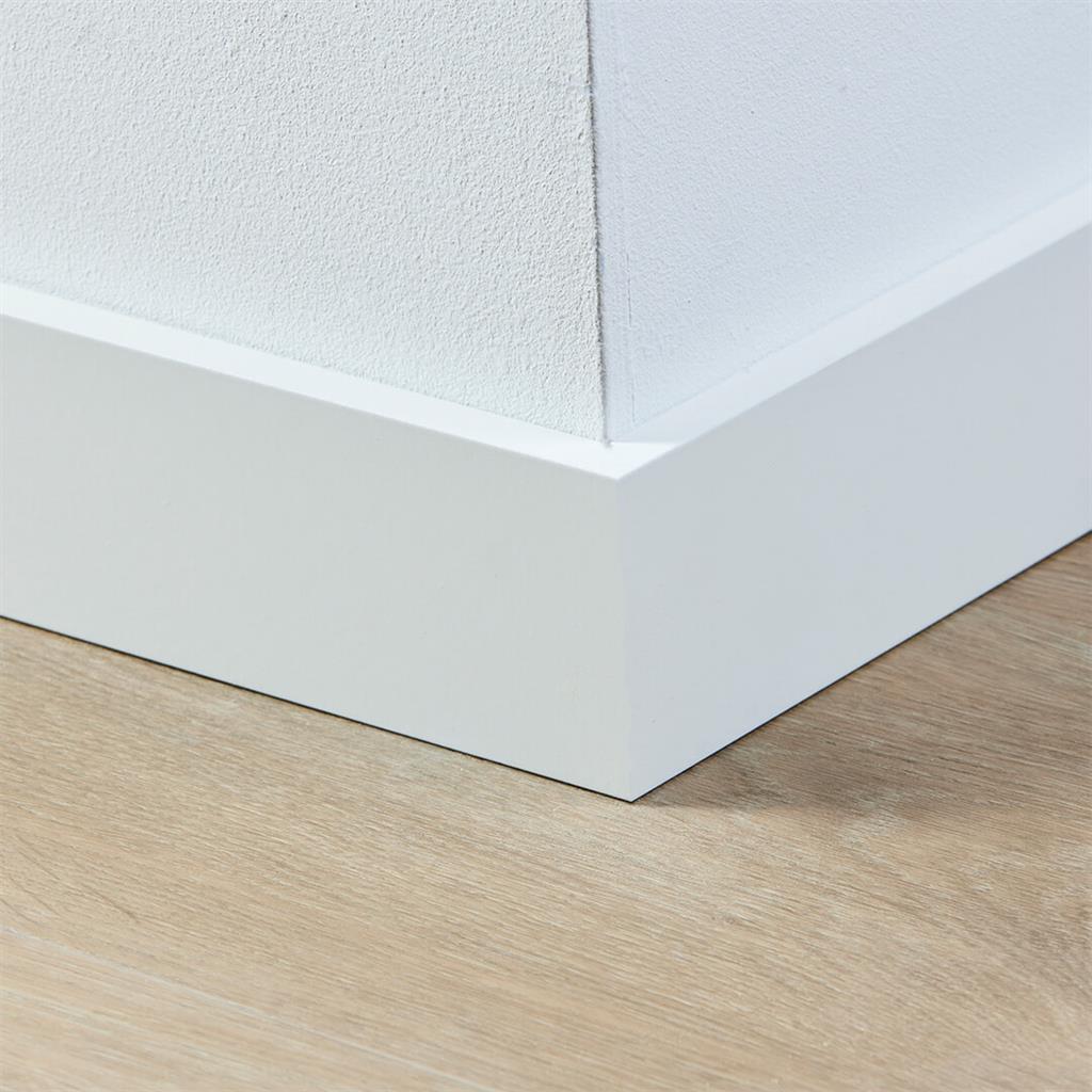 Gelakte plint Amsterdam 70x12 wit