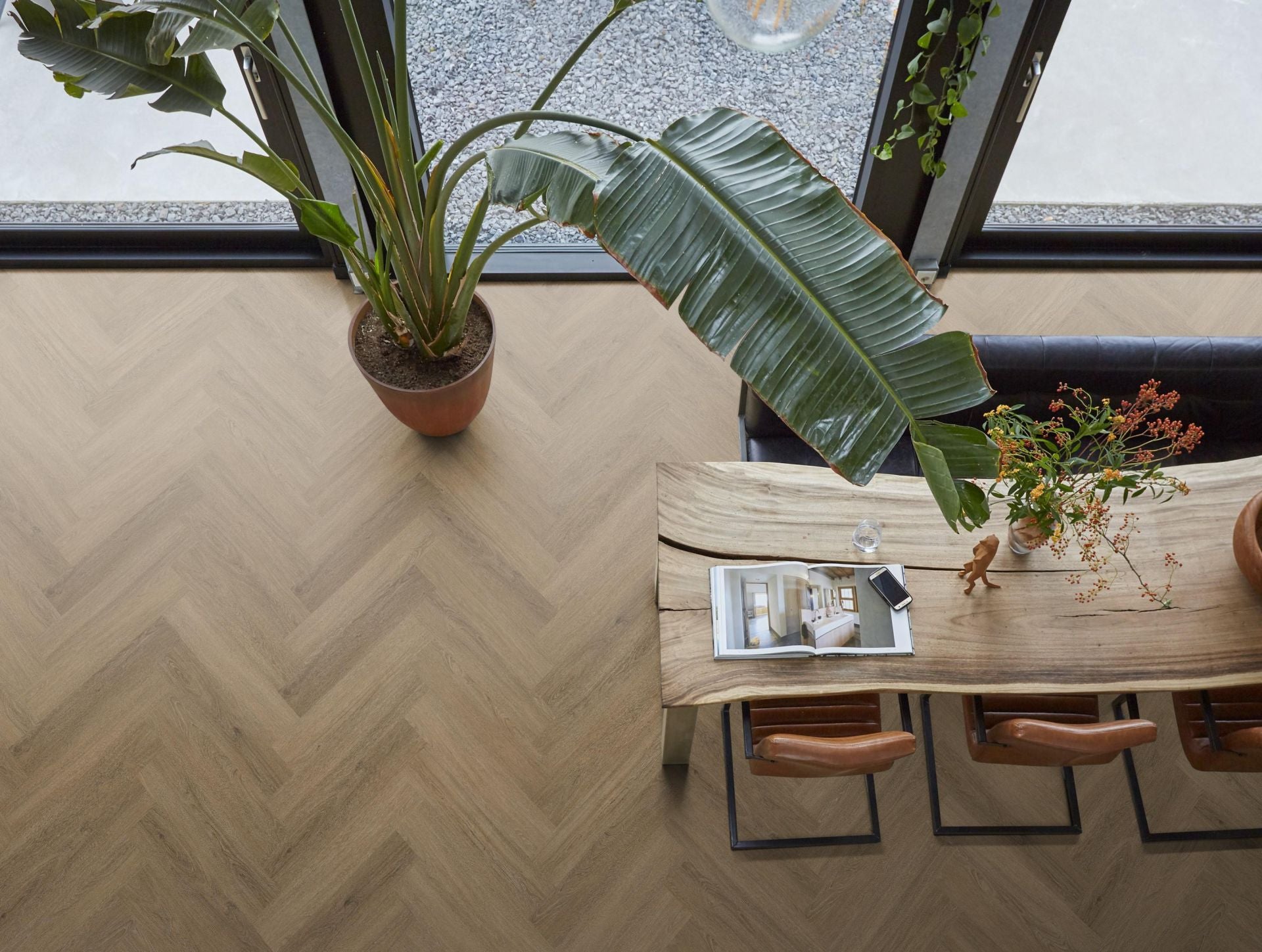 YUP Sutton herringbone dryback light brown