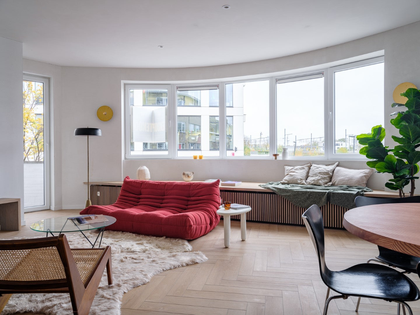 Sava Herringbone 123 Sand